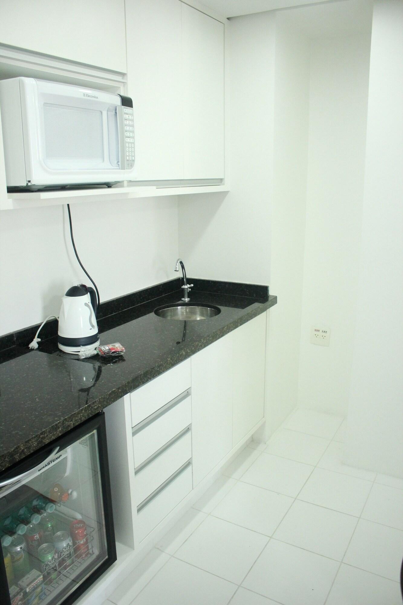 Aparthotel Twin Towers เซาเบร์นาโด ดู กัมโป ภายนอก รูปภาพ