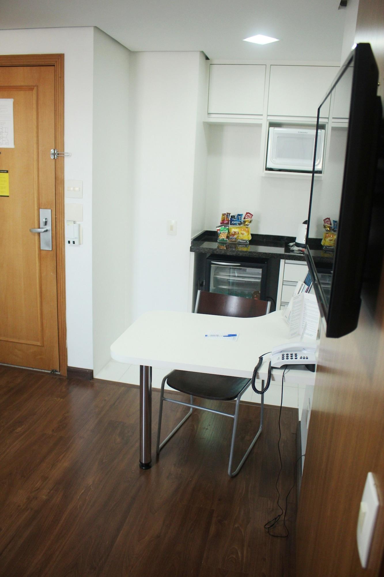 Aparthotel Twin Towers เซาเบร์นาโด ดู กัมโป ภายนอก รูปภาพ
