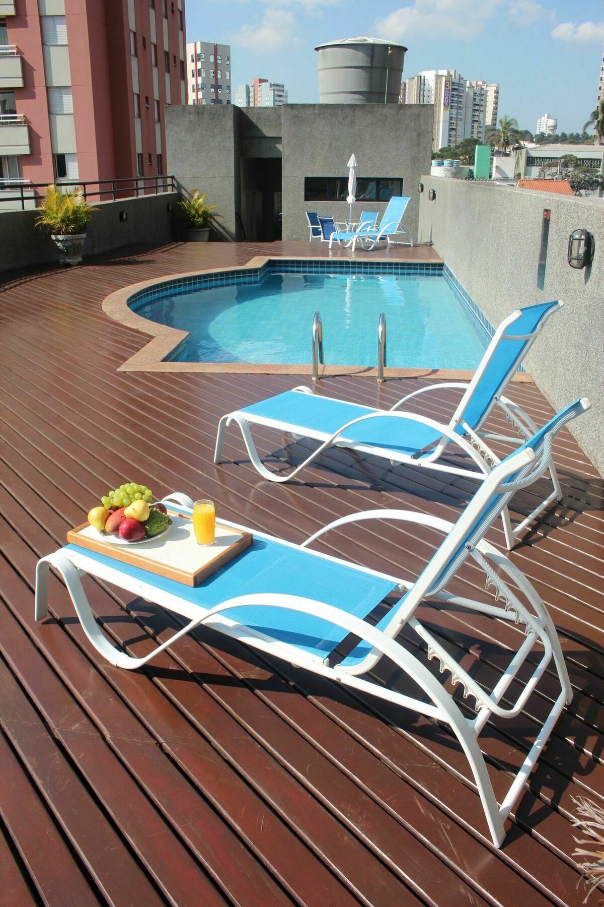 Aparthotel Twin Towers เซาเบร์นาโด ดู กัมโป ภายนอก รูปภาพ
