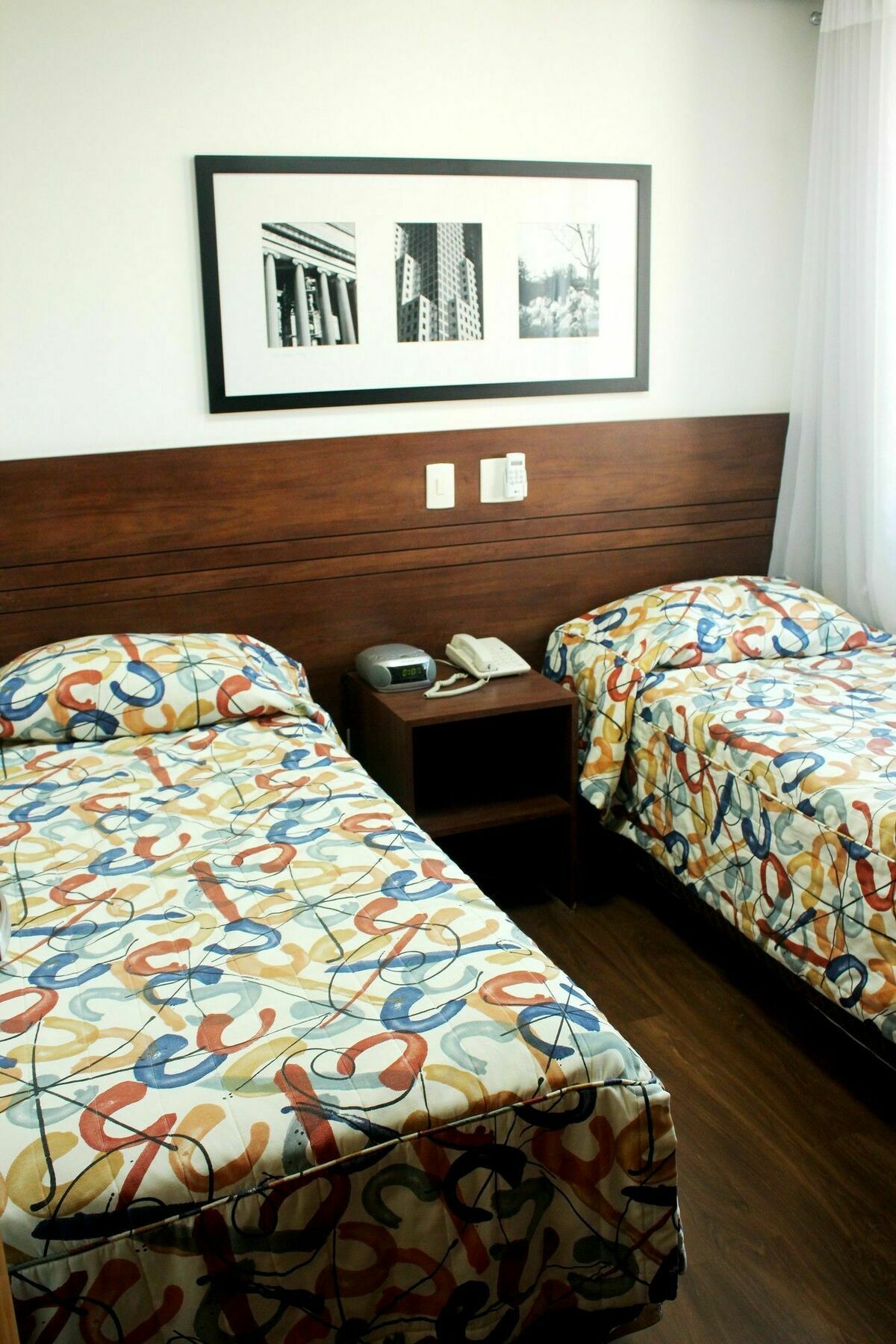 Aparthotel Twin Towers เซาเบร์นาโด ดู กัมโป ภายนอก รูปภาพ